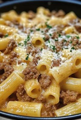 Creamy Beef and Garlic Butter Rigatoni