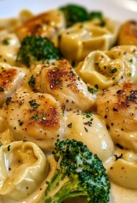 Creamy Garlic Parmesan Tortellini with Chicken & Broccoli
