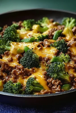 Keto Hamburger Broccoli Skillet