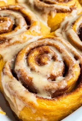 Pumpkin Cinnamon Rolls