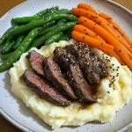 Savory Beef Plate with Mash, Carrots & Green Beans