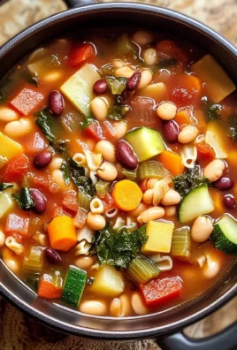 Easy Recipes: Hearty Minestrone Soup