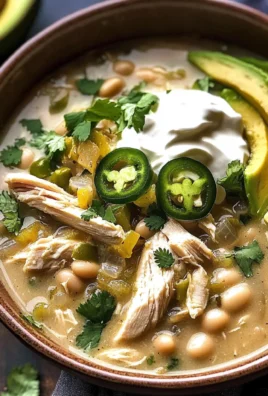Flavorful Crockpot White Chicken Chili Soup