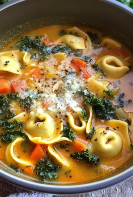 One Pot Vegetable Tortellini Soup