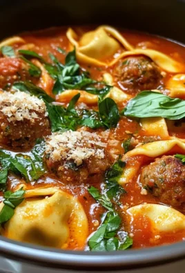 Cheesy Meatball Tortellini Soup
