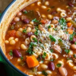 Pasta e Fagioli Soup {Olive Garden Copycat Recipe}