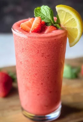 Frozen strawberry lemonade