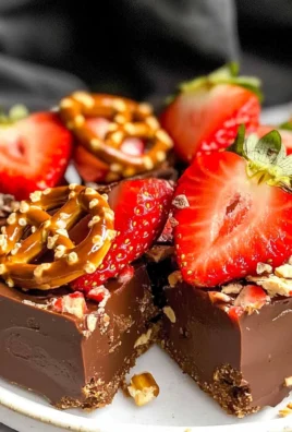 Chocolate strawberry pretzel fudge cups