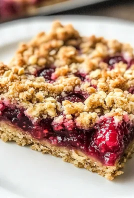 Raspberry Bars with Oatmeal Crumble Topping